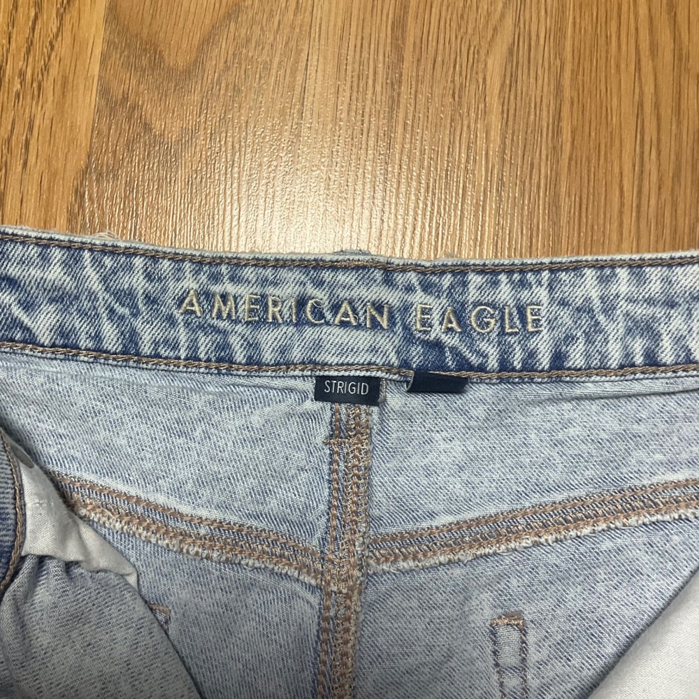 American Eagle Strigid Mom Shorts Womens 14 Light Wash Denim High Rise - Picture 2 of 9